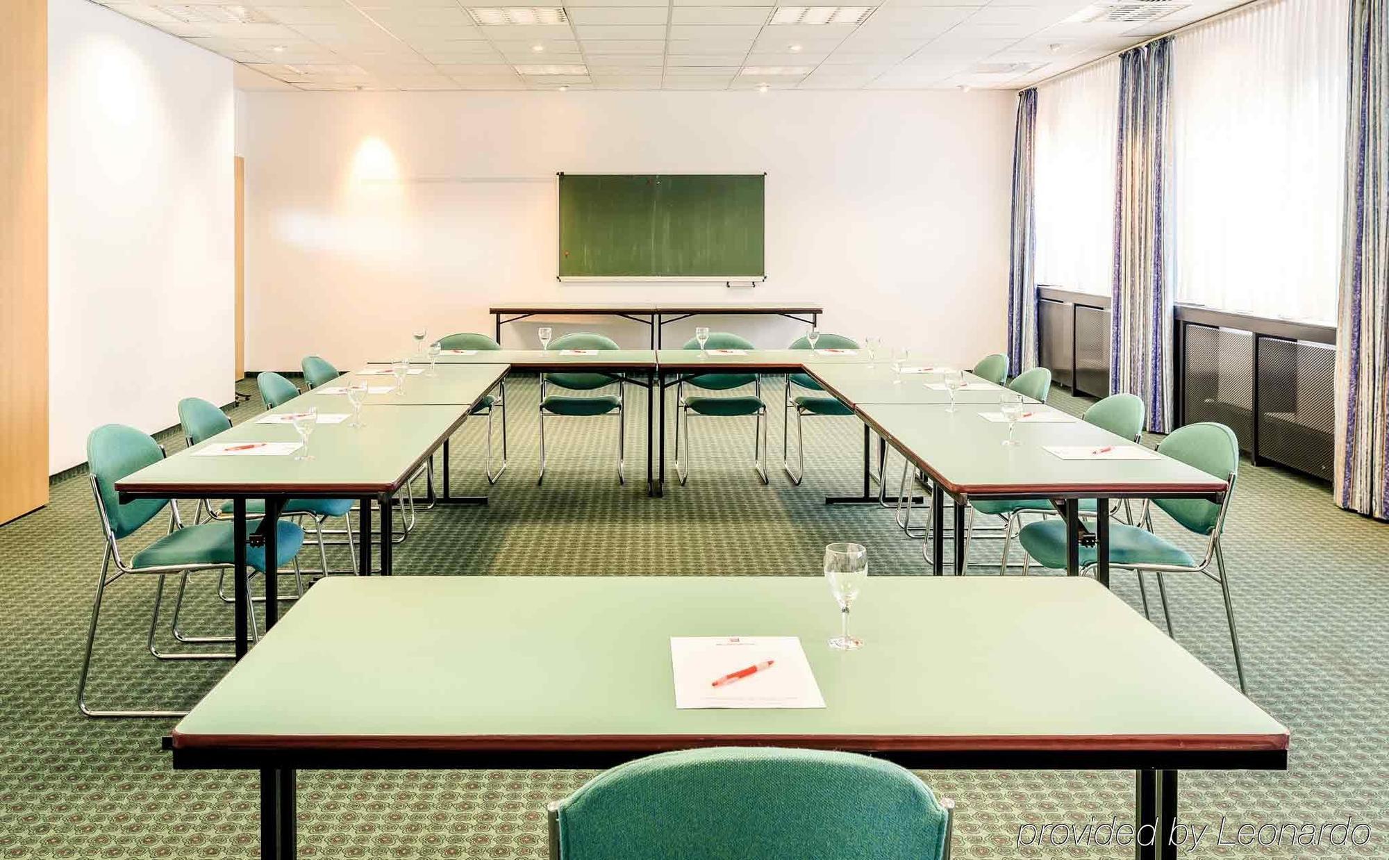 Ibis Rostock Am Stadthafen Екстер'єр фото